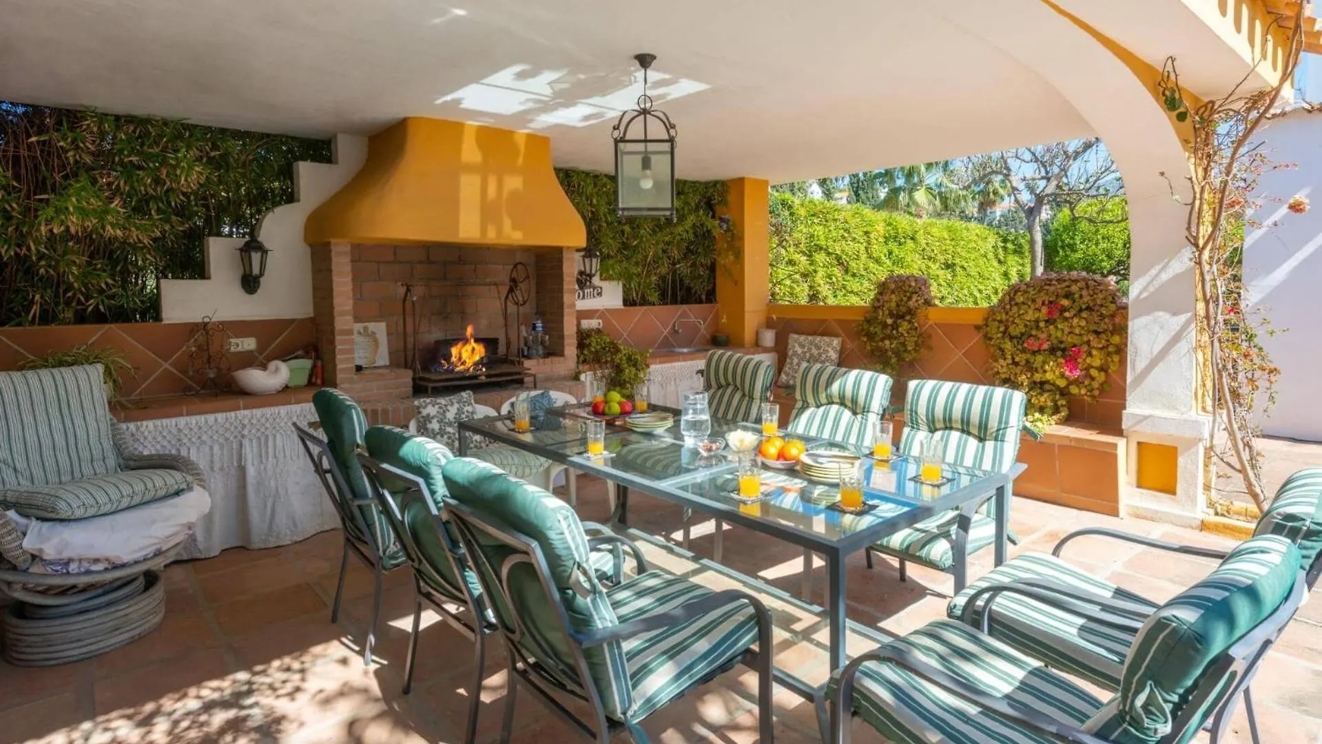 Villa Sierrezuela Sol By Villa Plus Santa Fe de los Boliches